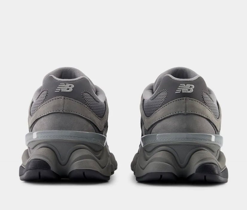 New Balance Men’s 9060 Grey Sneaker