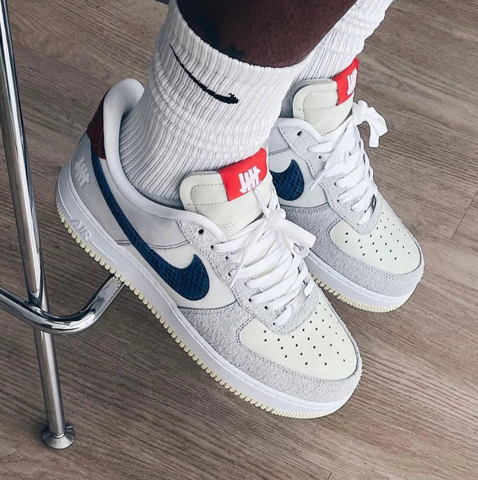 Nike Air Force 1 Low Undefeated Sneakers